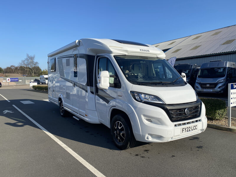 Knaus Sky Ti 700 MEG Platinum Selection